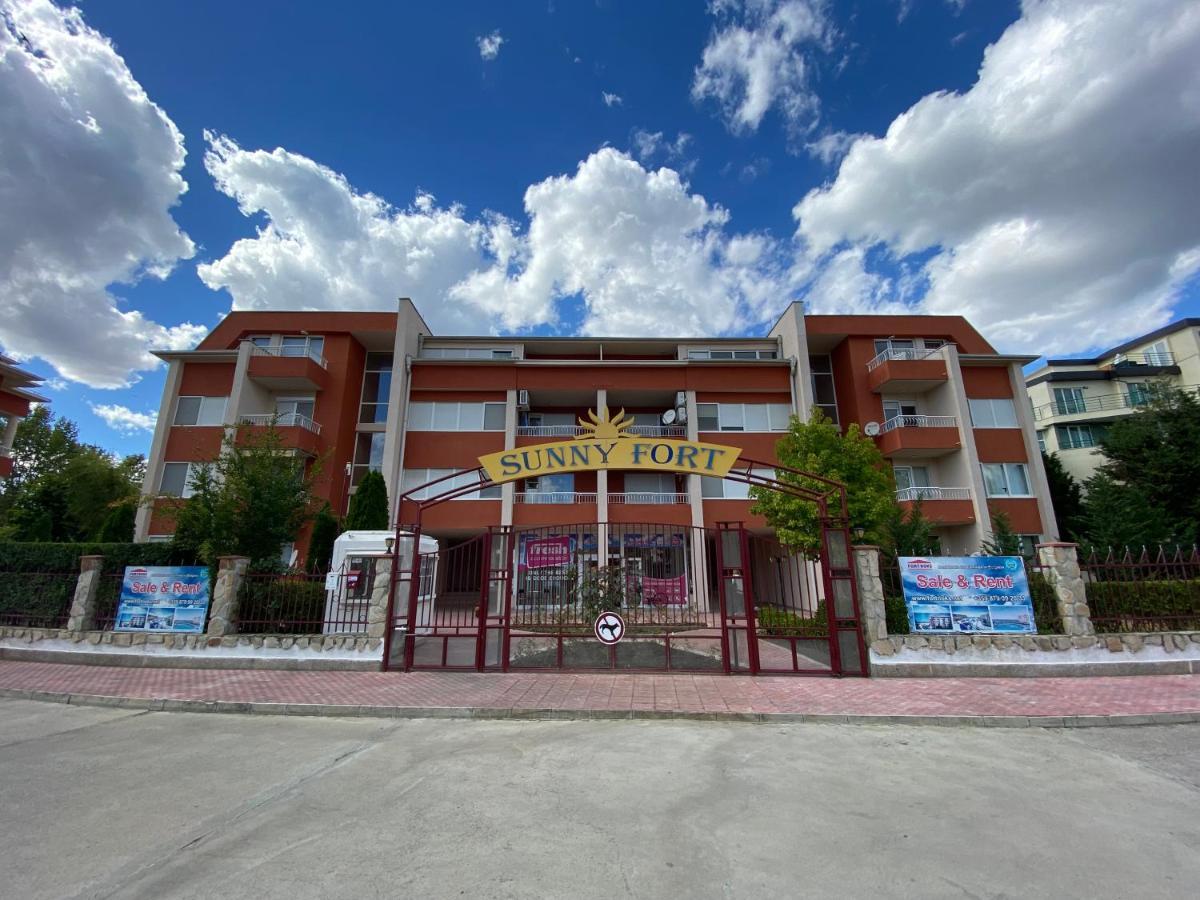 Gt Sunny Fort Apartments Sunny Beach Exterior photo